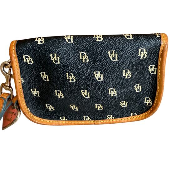 Vintage Dooney & Bourke Canvas Leather Trim Logo Flap Wristlet - Picture 3 of 10